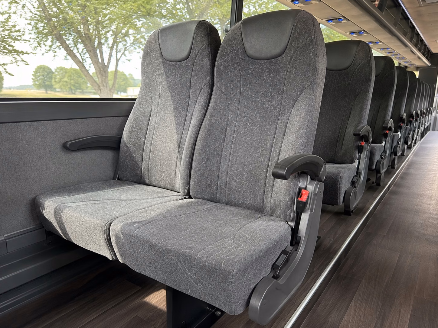how bus type changes charter bus prices in portland oregon