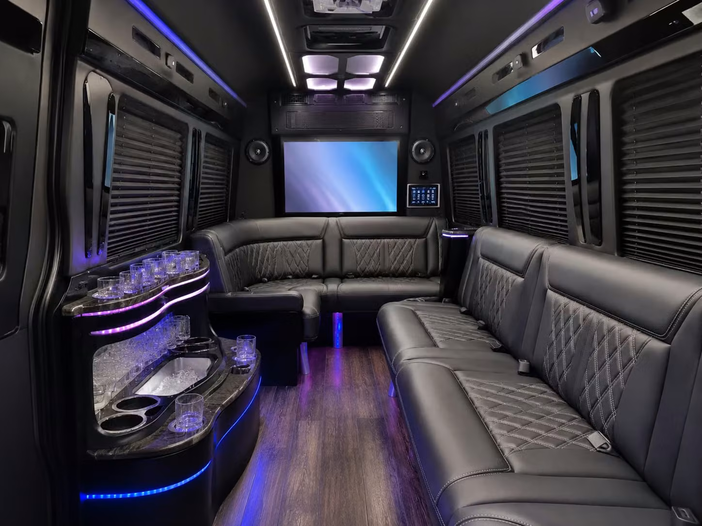 portlandcoachbusservice com is how portland groups stop overpaying for airport shuttles