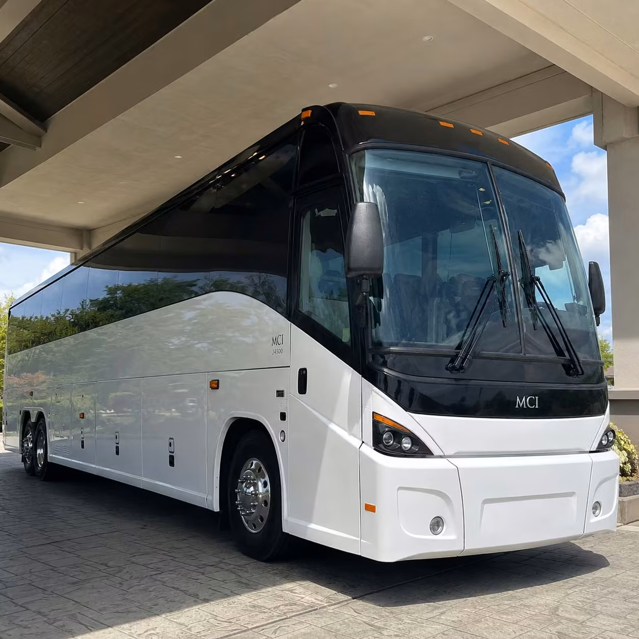 you can find and book employee transportation in portland and any nearby city